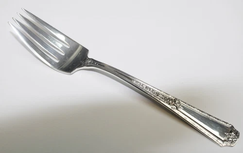 Towle Louis XlV Sterling Silver Individual Salad Fork 6-1/4"