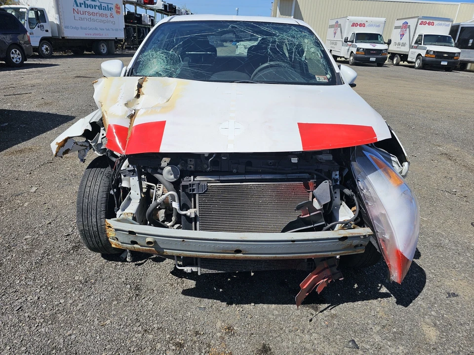 Regulador de ventana de puerta delantera izquierda usado se adapta a: Nissan Versa SDN 2017 eléctrico Foto 3 de 4