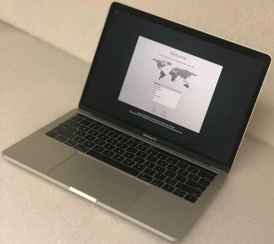 Apple MacBook Pro 13" A1706 Core i7 3.3Ghz 16GB 512GB BigSur TouchBar - Image 2 of 4