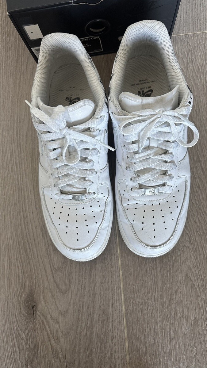 Size 9 - Nike Supreme x Comme des Garçons SHIRT x Air Force Size 9 - Nike Supreme x Comme des Garçons SHIRT x Air Force