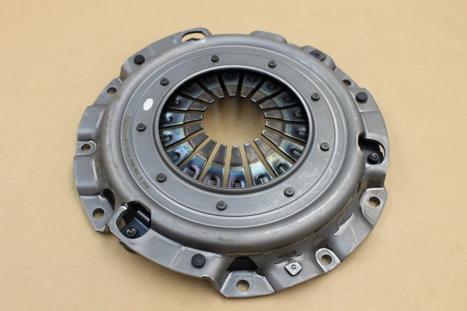 Ford OEM 2010-2012 Fusion, Mercury Milan Manual Clutch Pressure Plate Assembly - Image 4 of 4