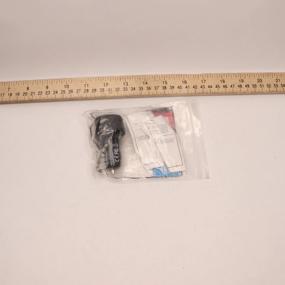 Tripp Lite USB Car Dual-Port Adapter Black U280-C02-45W-1B - Imagem 2 de 4