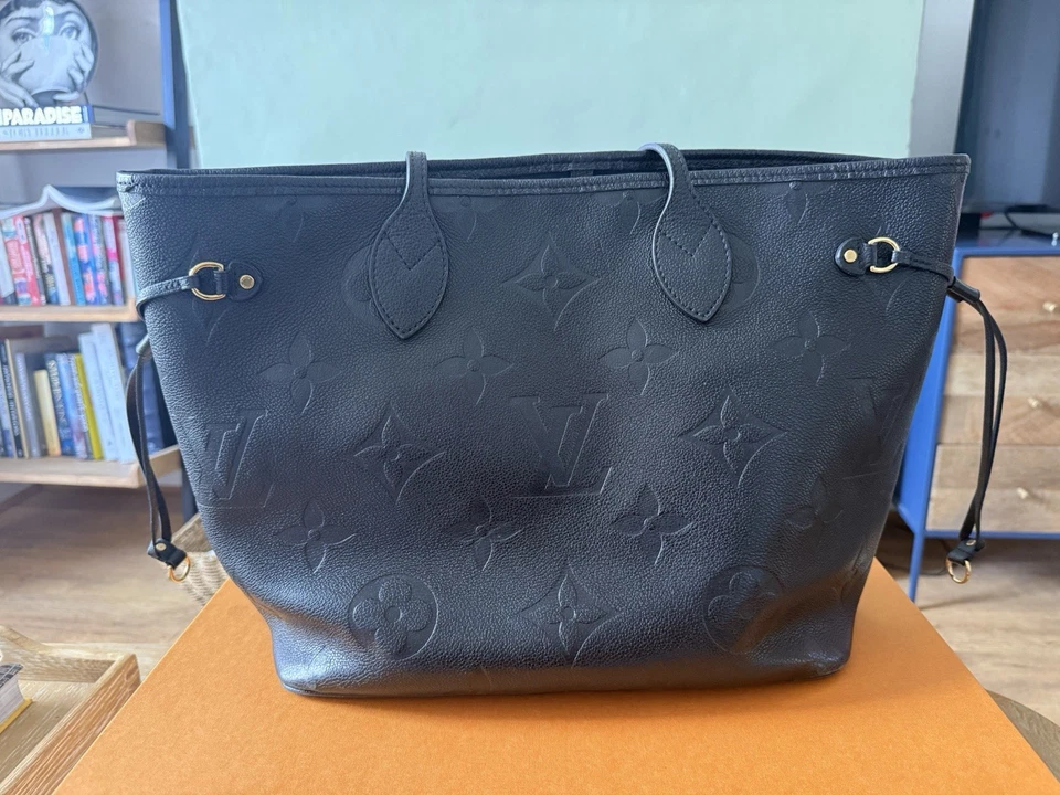 Louis Vuitton Neverfull Tote Bag mm Black Monogram Empreinte Leather, photo 3 of 5