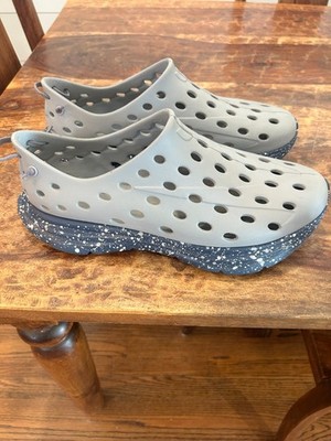 Kane Footwear Revive Shoes Gray M14