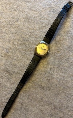 Vintage Edox Handaufzug Uhr   Goldfarben   funktioniert