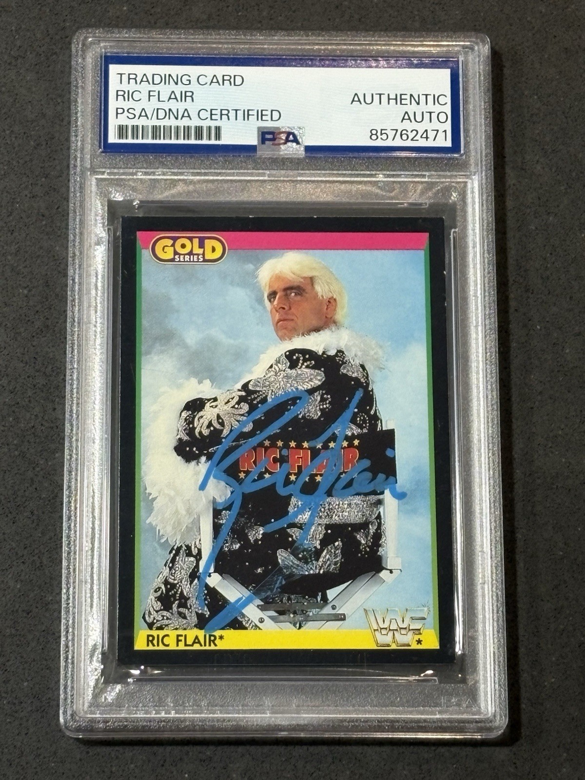 RIC FLAIR 1992 MERLIN GOLD WWF SIGNED AUTOGRAPHED CARD PSA/DNA CERTIFIED