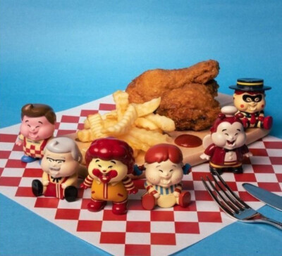 UNBOX FAST FOOD FRANK ソフビ UNBOX FAST FOOD FRANK ソフビ Unbox Industries — LITTLE