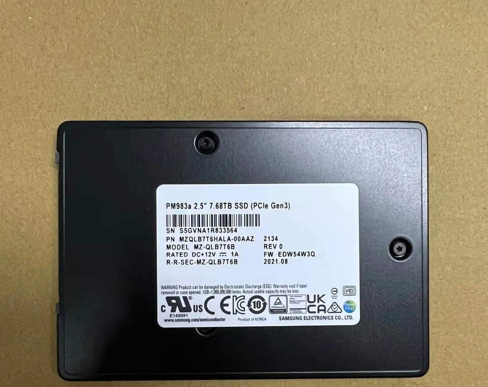 Samsung 7.68TB PM983a SSD NVMe U.2 PCIe 3.0 x4 MZ-QLB7T6B MZQLB7T6HALA-00AZ - Image 2 of 2