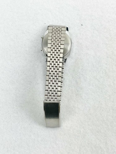 VINTAGE MONACO LCD QUARTZ WATCH - SILVER TONE - MADE IN HONG KONG - NOS - 1970's - Picture 4 of 6