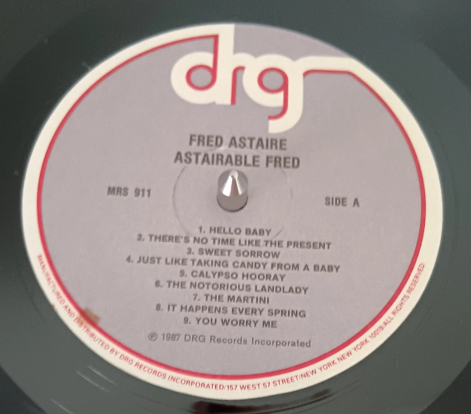 Fred Astaire – Astairable Fred - 1987 LP record and gatefold cover excellent - Image 3 of 4