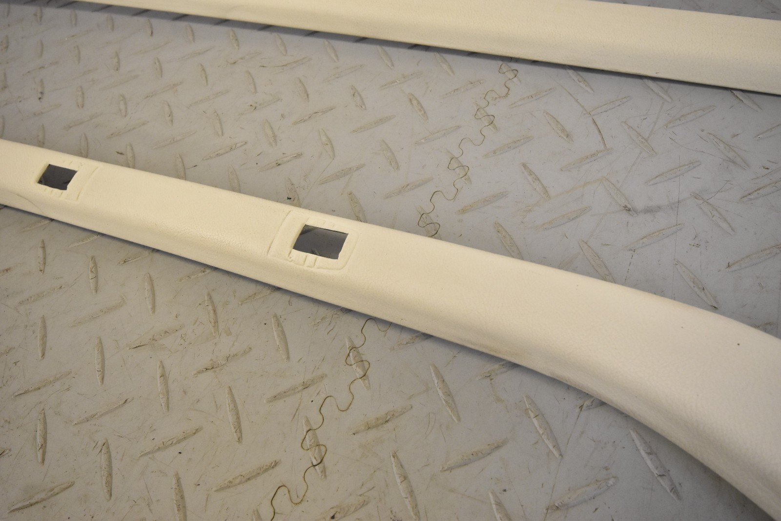 JAGUAR XJ8 X308 LWB IVORY NED CANT RAIL ROOF HEADLINER TIMS LEATHER A