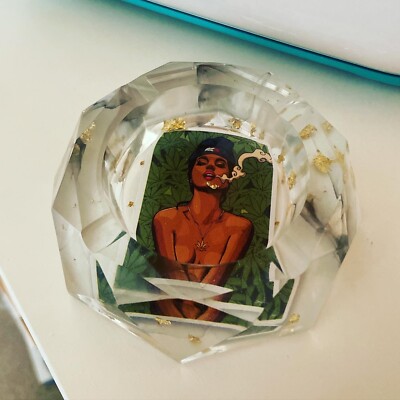 sexy Aschenbecher Raucheffekt Resin
