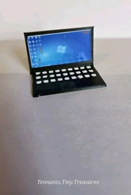 TENNANTS.TINY.TREASURES 1:14 scale - Laptop - RC truck accessory 🚚