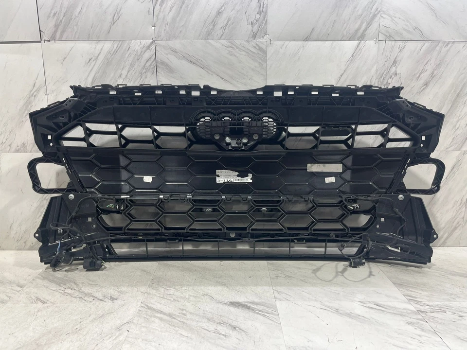 Audi A4 S4 Quattro 2020 2024 parrilla OEM parrilla central delantera con cámara 8W0853651EB Foto 4 de 4