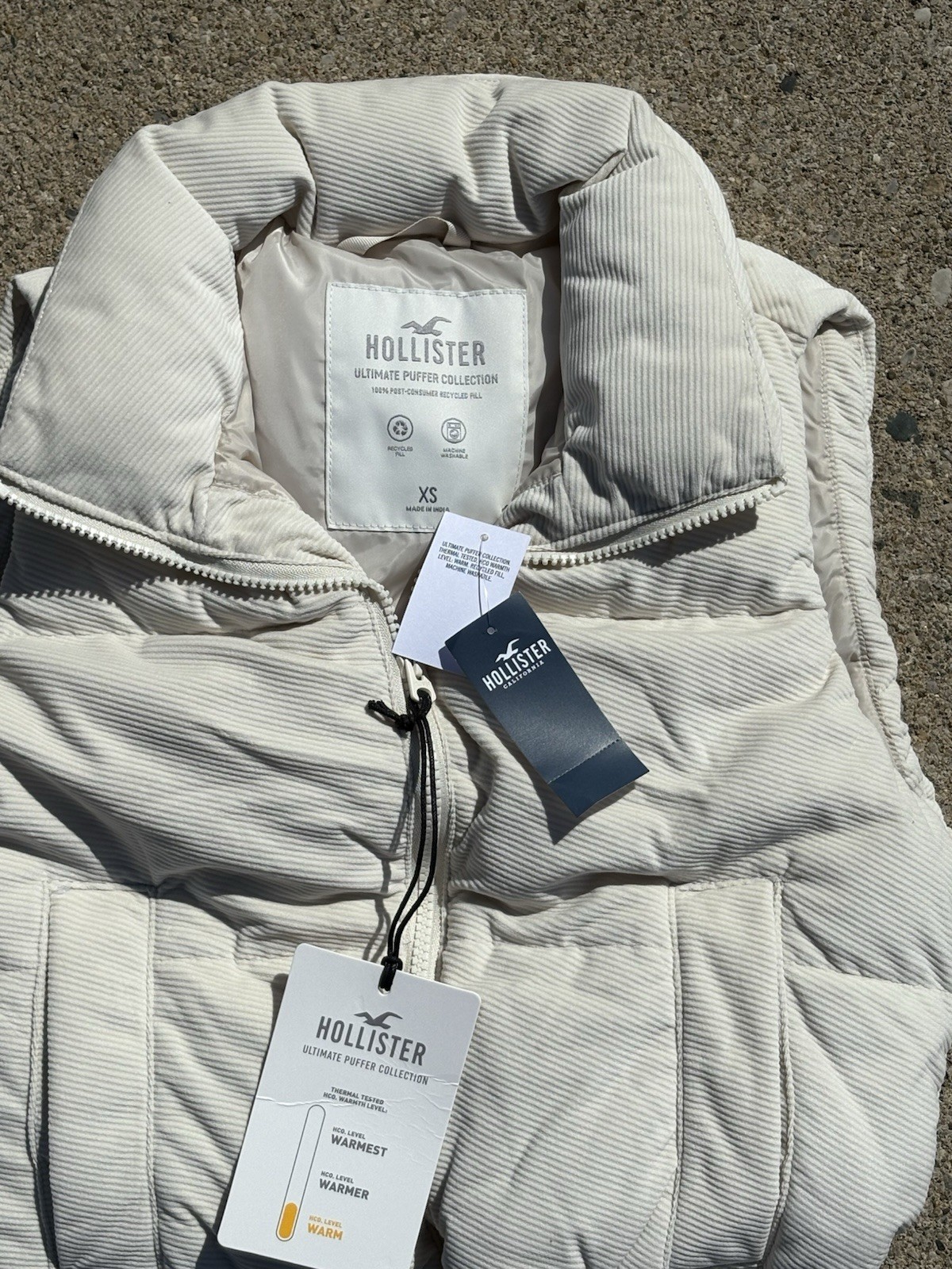 Hollister Womens Cropped Corduroy Vest XS Light Beige Quilted Zip NWT Layering