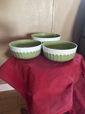 Set of 3 Vintage REGALINE PLASTIC Bowls White & Green Made in the USA