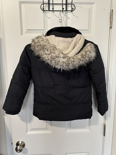 Girls 7/8 Abercrombie And Fitch Kids Winter Hooded Coat - Picture 3 of 3