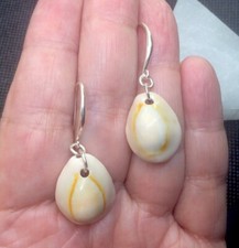 Silver Plated Brass Natural Cowrie Shells Conch Seashell Drop Dangle Earrings