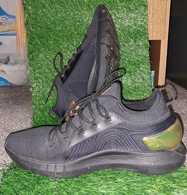 Under Armour HOVR Phantom SE MD - Men's Size 11 NWOB Article 3022275-100