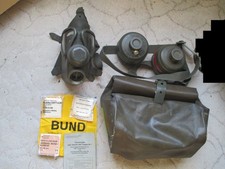 Konvolut Gasmaske M65 Gasmaskentasche Gasmaskenfilter Filter Ex. Bundeswehr GR 3