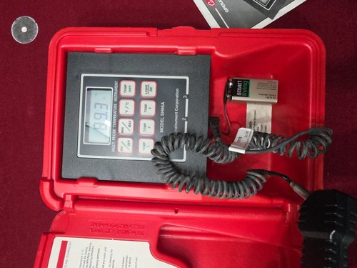 Cooper Atkins SH66A Thermistor Thermometer with LCD Display, Red, -40°F to 300°F - Picture 11 of 20