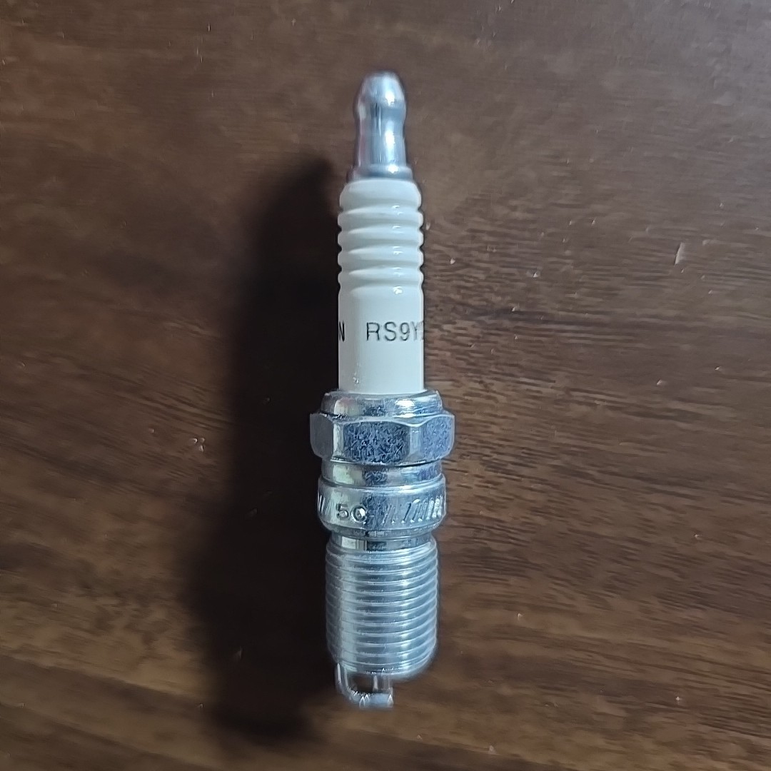 4-PACK Spark Plug-Copper Plus Champion Spark Plug 304