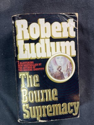 BARGAIN BIN VINTAGE PAPERBACK BOOK THE BOURNE SUPREMACY ROBERT LUDLUM