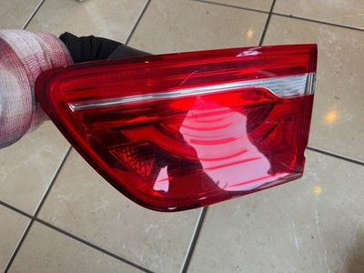 Original Jaguar XE Range Rückleuchte hinten rechts innen / Nebelscheinwerfer - T4N7914 BESCHÄDIGUNG