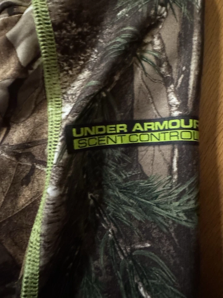 Under Armour Cold Gear Scent Control Compression Cold Gear Men’s Sz Medium camo - Image 2 of 4