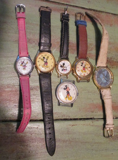 Vintage lot Disney Mickey Mouse / Minnie Wrist watch Lorus