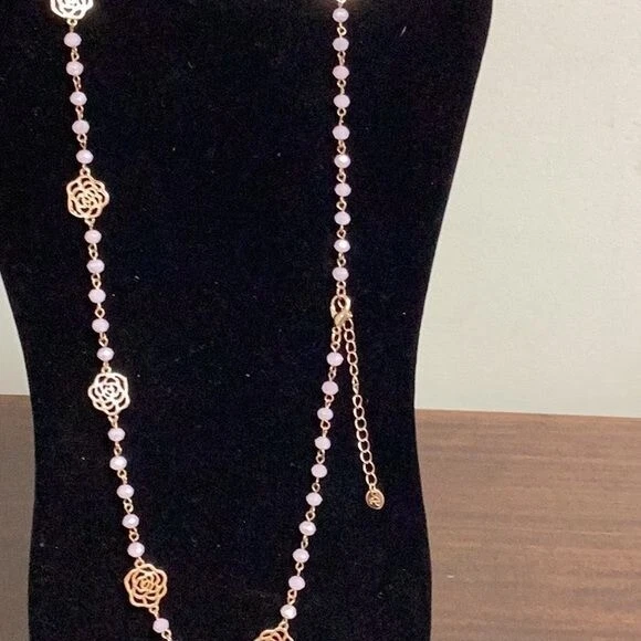 Premier Designs iridescent Pink and Gold Necklace, adjustable 28” to 31” (130) - Image 3 of 4