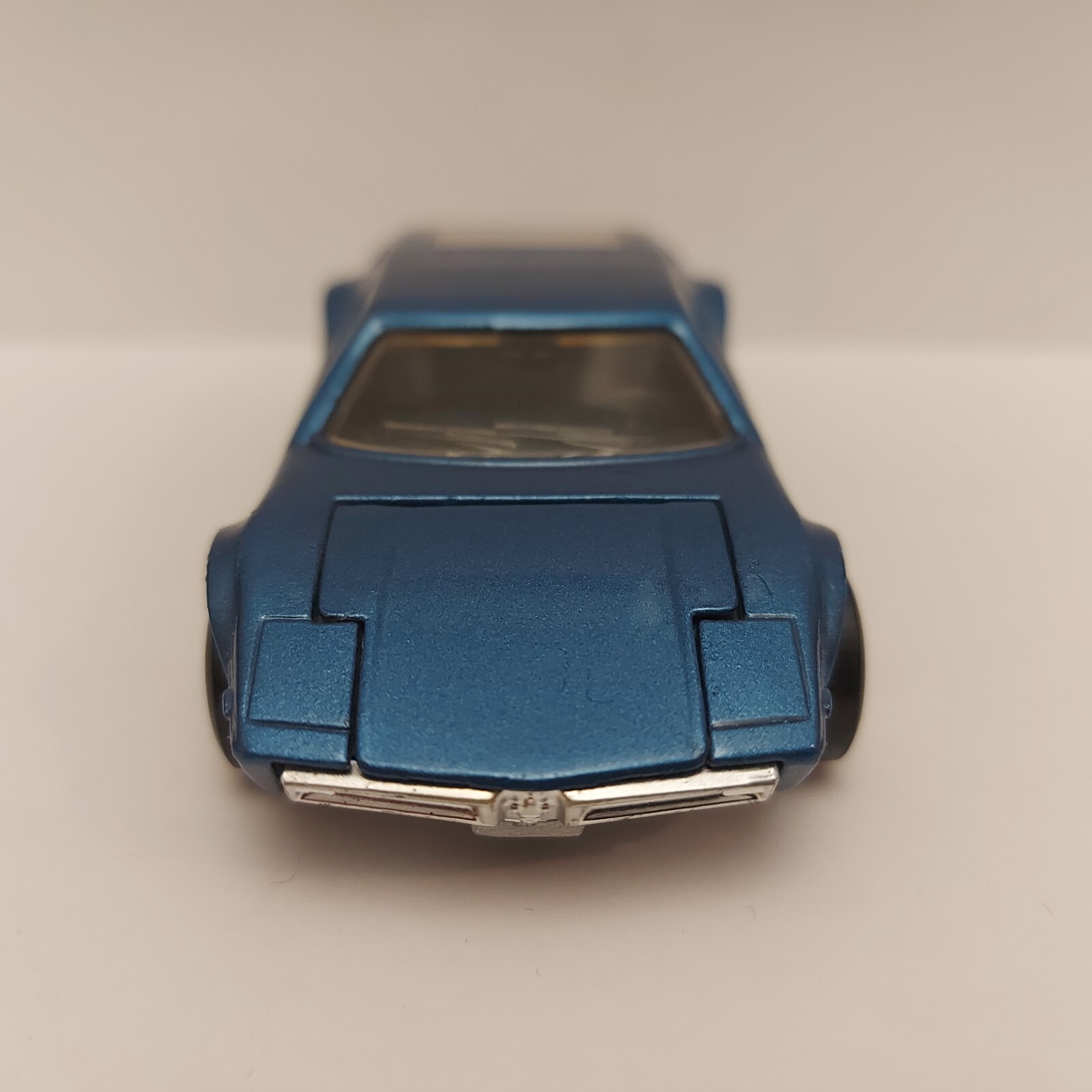 Picture 2 of 18