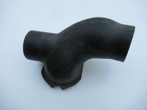 Porsche 911/930 Air Distributor Coupler UPPER 91157317901 Box#1 Isle#M2