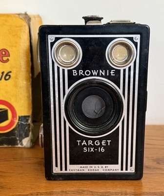 Brownie Target SIX16 カメラ VINTAGE Kodak Brownie Target Six-16 Camera With Original Box | eBay