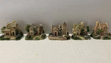 Vintage The Leonardo Collection &  Lilliput Lane 5 Miniature Cottage Houses