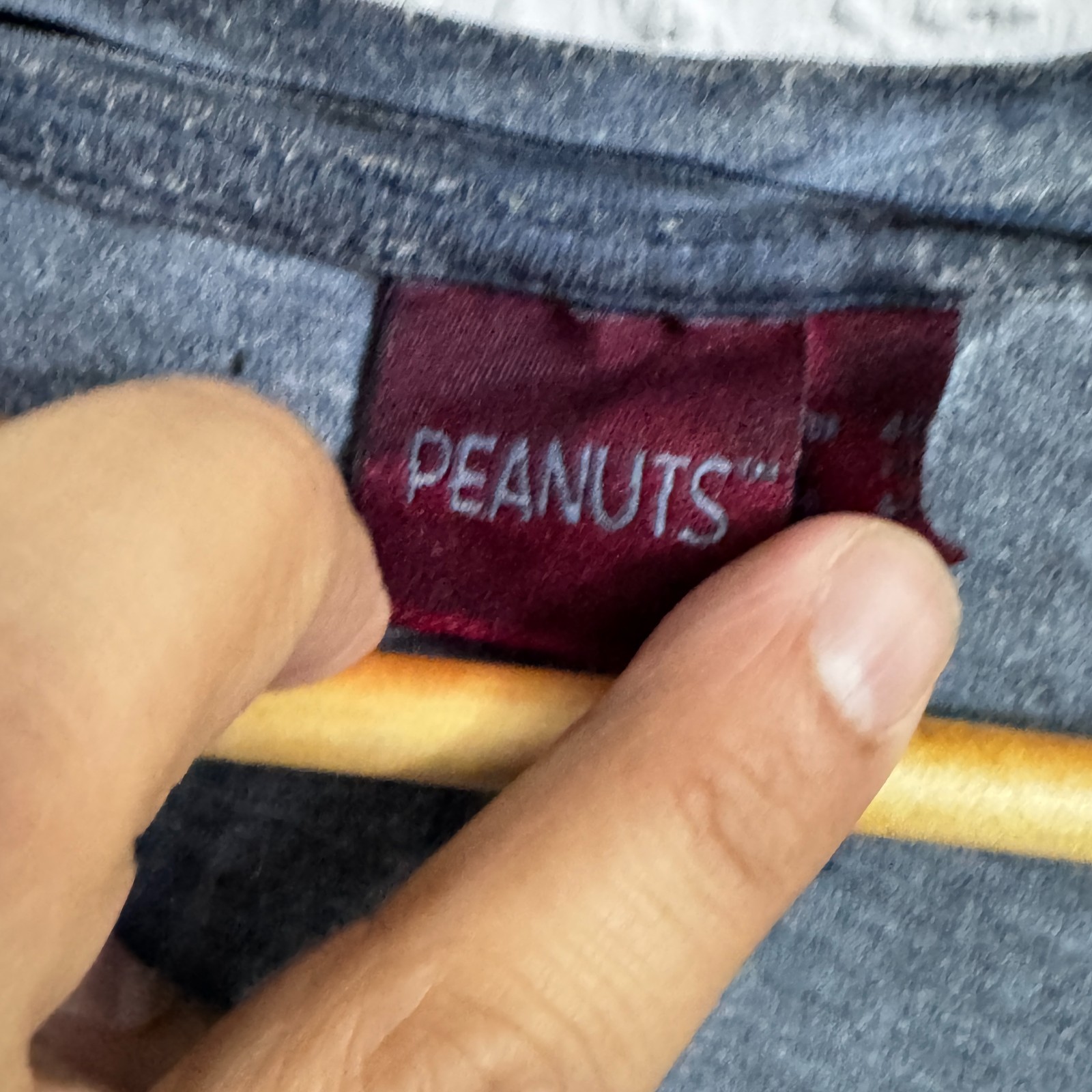 Peanuts Snoopy Heart Graphic T-Shirt - Gray Melange image 5