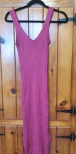 OLIVE AND OAK FUSHIA PINK V NECK/BACK LONG KNIT DRESS SZ S