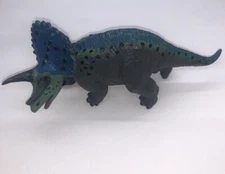 SAFARI LTD TRICERATOPS 1996 Collectible Dinosaur Toy Figure 