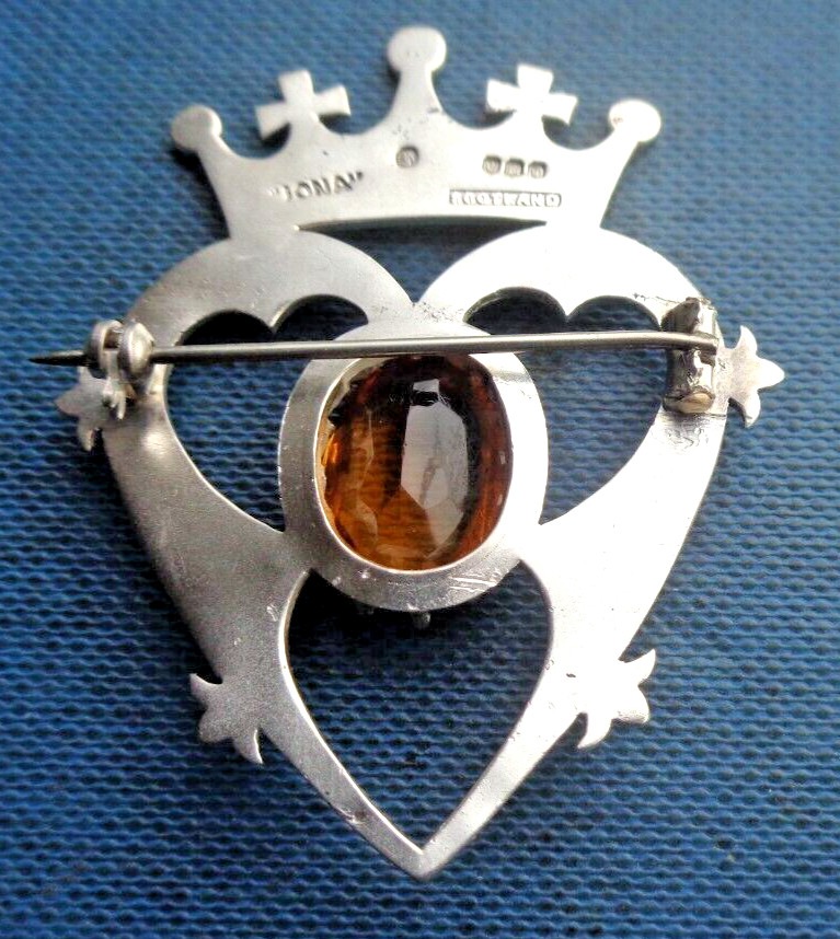 Iona Silver Luckenbooth Brooch Citrine / Scottish Cairngorm John Hart h/m 1978 thumbnail 6