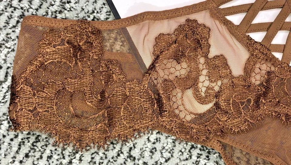 Braguita brasileña Victoria's Secret Dream Angels XL marrón boho bordado nuevo con etiquetas Foto 4 de 4