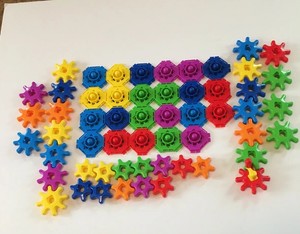 learning journey stack and spin gears