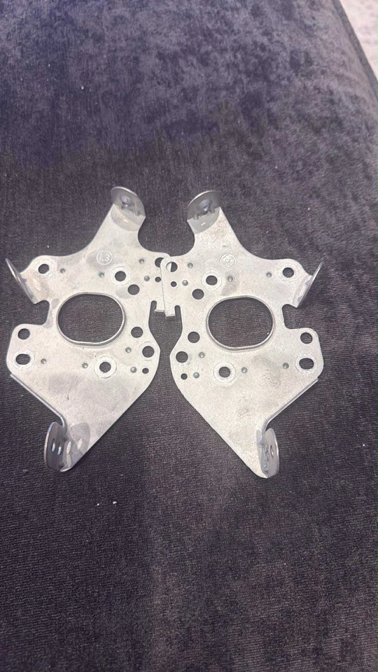 2004-2006 Scion Xb Stereo Mounting Brackets  - Image 2 of 2