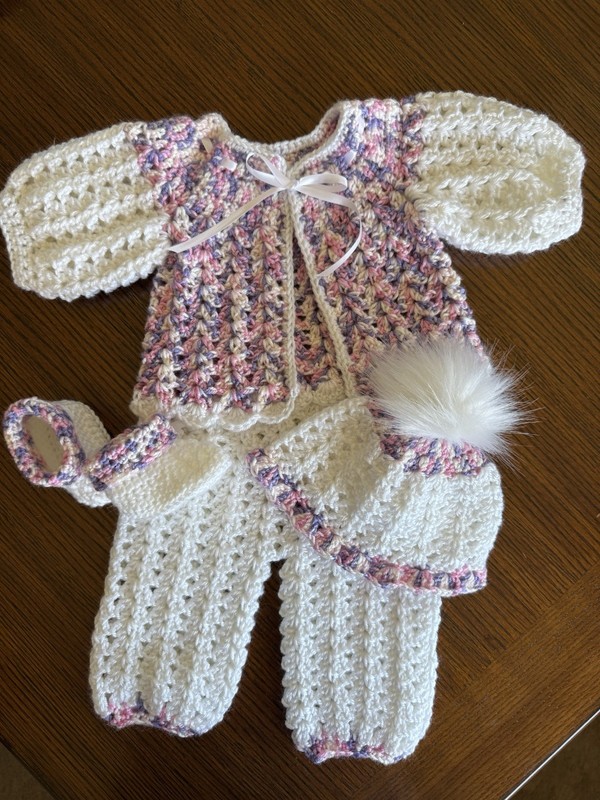 Preemie To Small New Born* Crocheted 4 Pc Sweater Set*Sweater*Pants*Hat*Booties