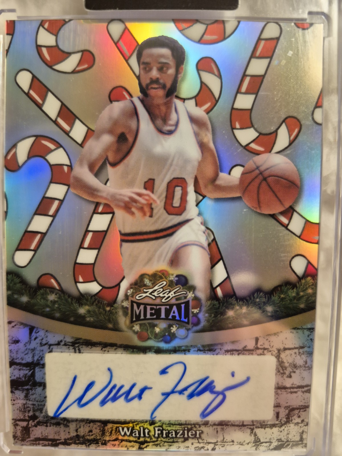 WALT "CLYDE" FRAZIER AUTO CARD! RARE SSP #8/15! 2025 LEAF METAL HAPPY HOLIDAYS🎄