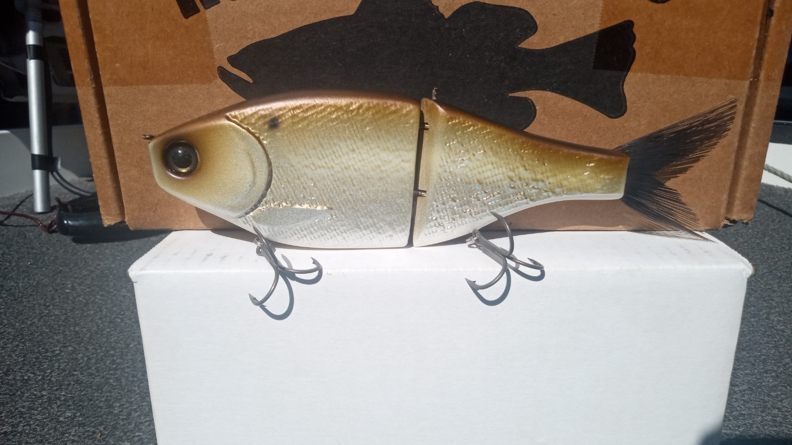 CLUTCH THE BOSS GLIDE SWIMBAIT BRAND NEW 9 " 4 OZ 🔥 clutch,kgb,etc - Image 2