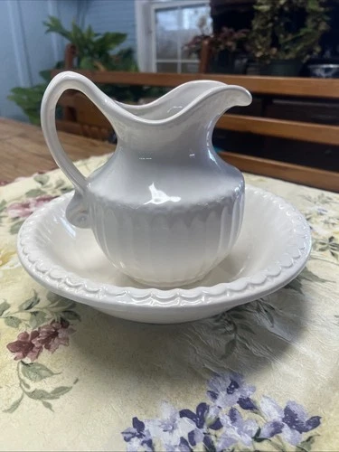 MCCOY PITCHER AND WASH BOWL - 7514 USA WHITE