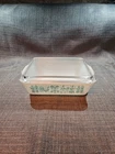 PYREX vtg 1 1/2 Qt Amish Butterprint Turquoise Covered Refrigerator Dish nice!