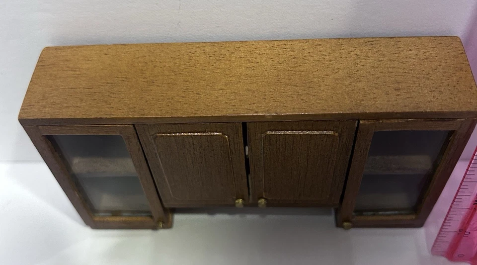BESPAQ DOLLHOUSE 精美微型 HUTCH TOPPER CABINET WALNUT # 8905 — 第 4/4 张图片