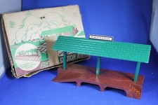 Plasticville - O-O27 - LM-3 Freight Station - Excellent Condition - Box