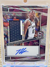 2022-23 Spectra - Malaki Branham - Rookie Patch Autograph Purple Wave FOTL 2/8